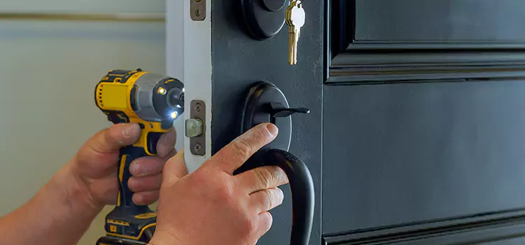 Commercial Door Lock Installation Thousand Oaks